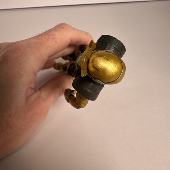 Power Rangers BEAST MORPHERS GOLD RANGER 6" Action Figure 2018 - Picture 6 of 6